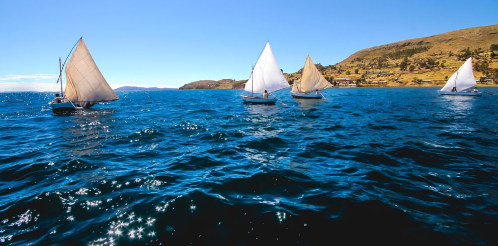Paseo en bote velero